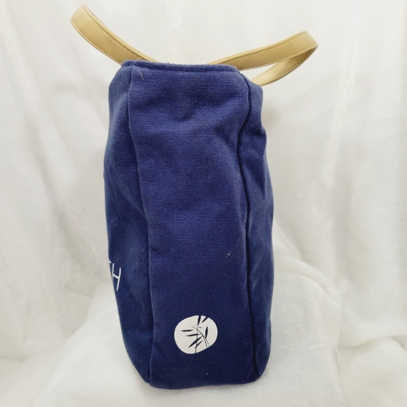 BAG ONLY | Cozy Earth Premium Bamboo Bedding Bag with Zipper - Picture 5 of 10